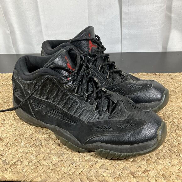 2015 NIKE AIR JORDAN 11 LOW IE REFEREE SZ 10.5 306008-003 BASKETBALL SNEAKERS - Picture 1 of 11